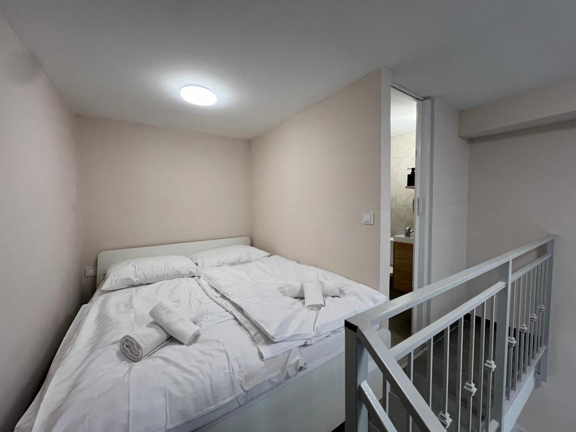 Iza-szondi Homes Apartamento Budapeste